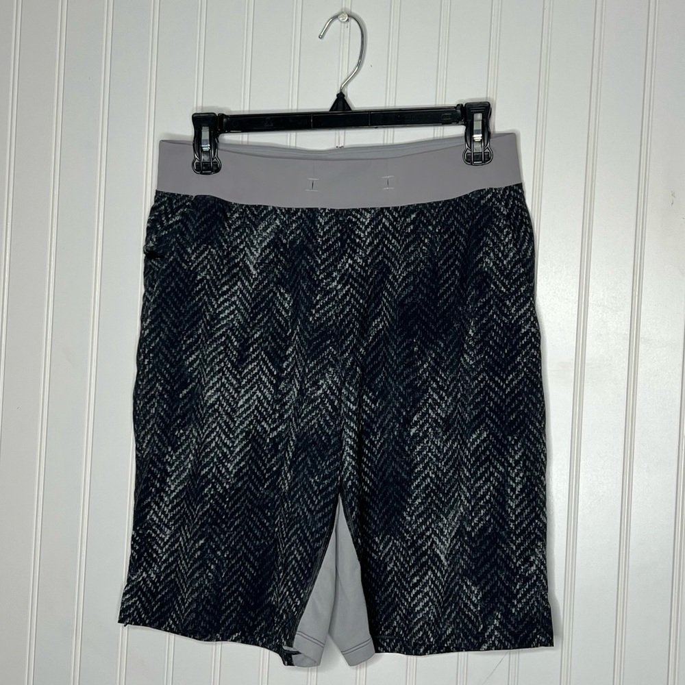 Lululemon T.H.E. Linerless Short 9" in Bleached Herringbone Multi Size Medium